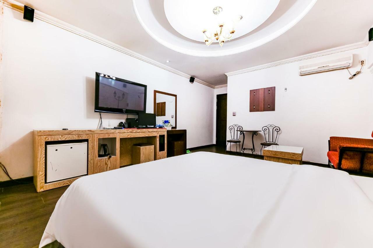 Hotel Rooky Тэджон Экстерьер фото