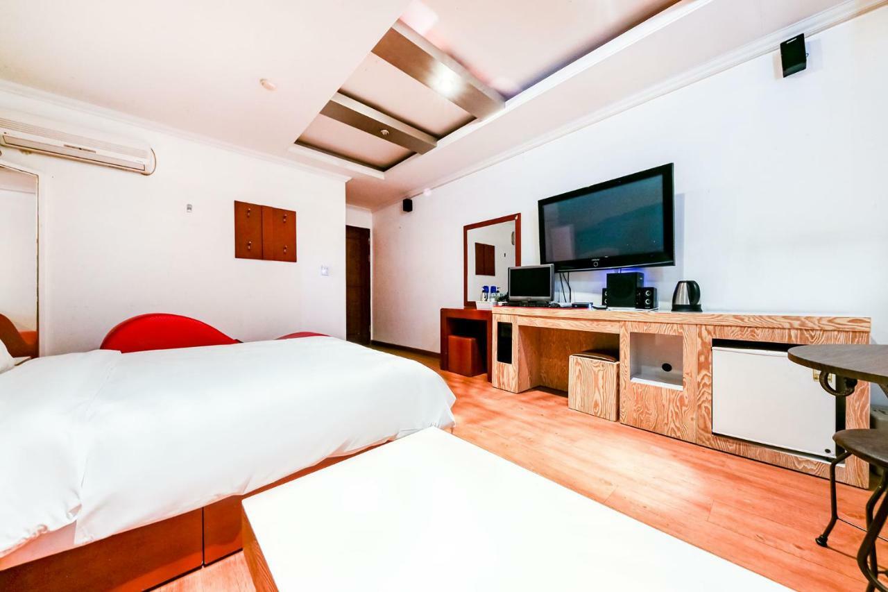 Hotel Rooky Тэджон Экстерьер фото
